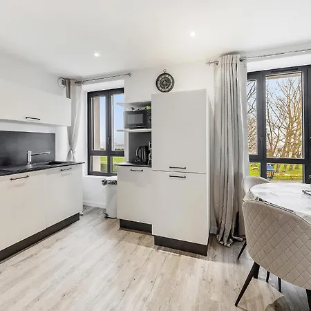 Gorgeous In With Kitchen